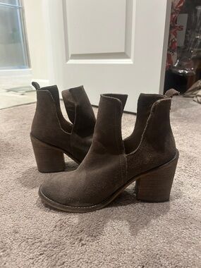 Steve Madden Brown Suede Cut-Out Block Heel Booties